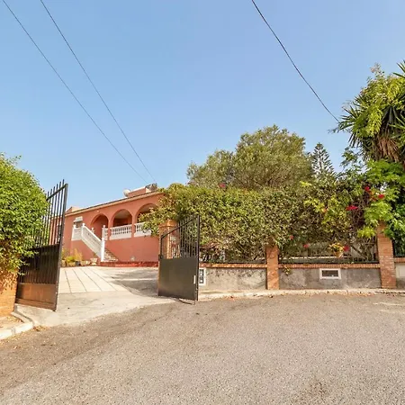 3 Bedroom Awesome In
